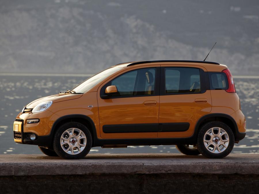  Fiat Panda Trekking 2012 года  (фото 43 из 50)